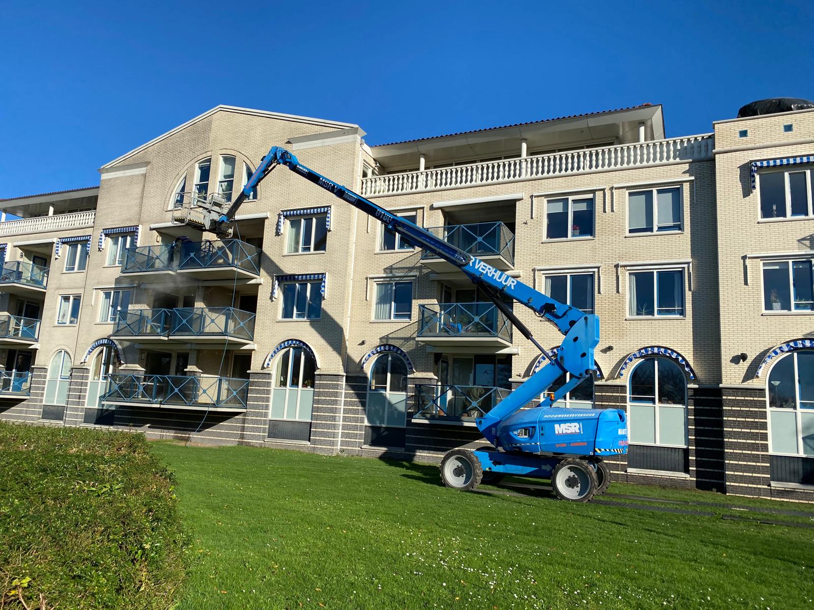 Glasbewassing & Hoogtewerk